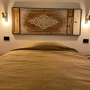 Couette-café Dal Barone, Salemi
